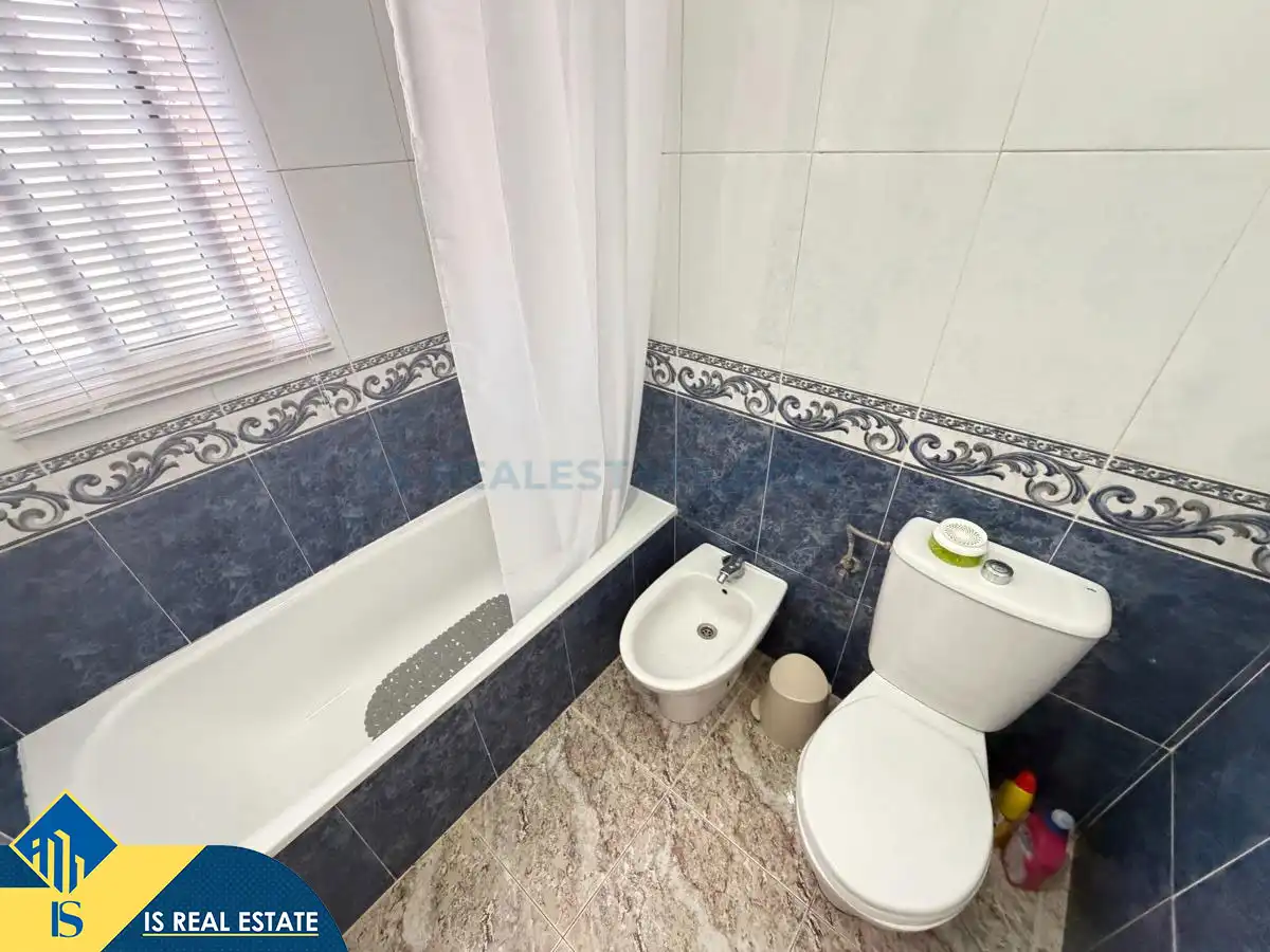 Bany de Casa o xalet en venda en Orihuela amb Calefacció, Moblat i Forn