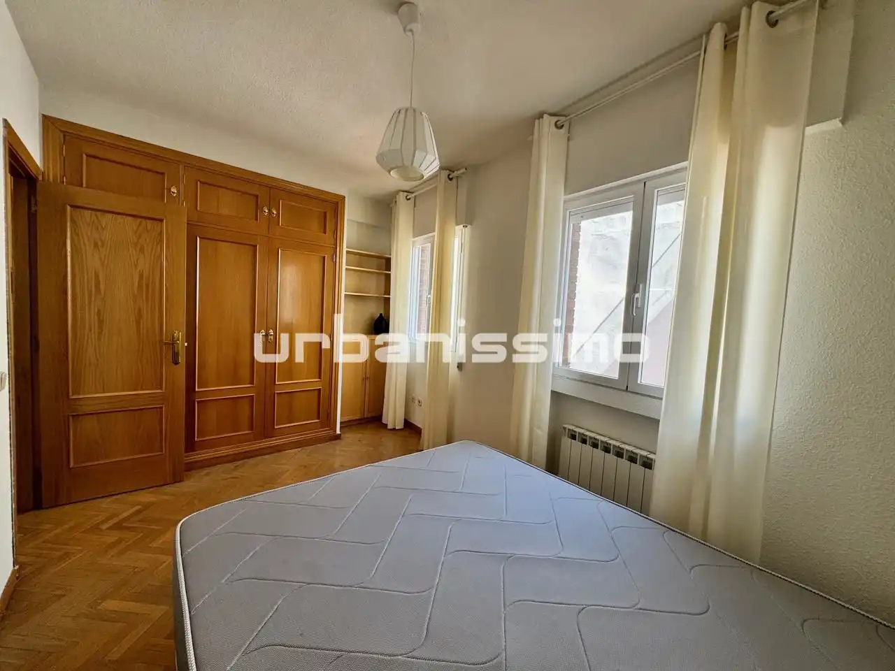 Apartament de lloguer a Esperanza Sánchez Carrascosa, Valdeacederas