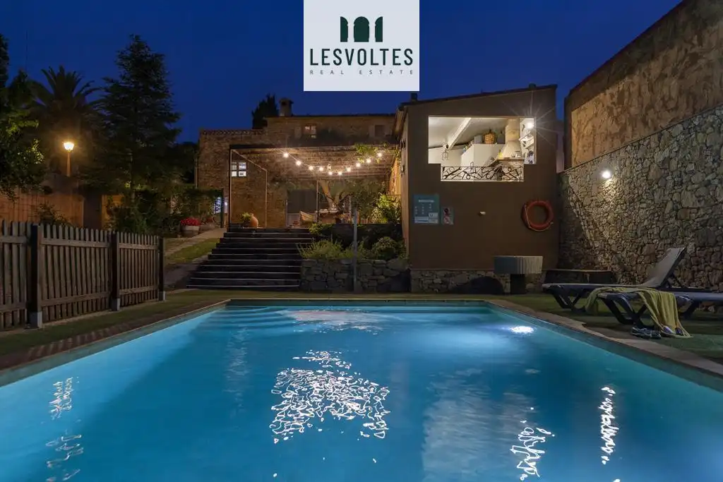 Swimming pool of Houses for rent in Forallac  with Heating, Private garden and Parquet flooring