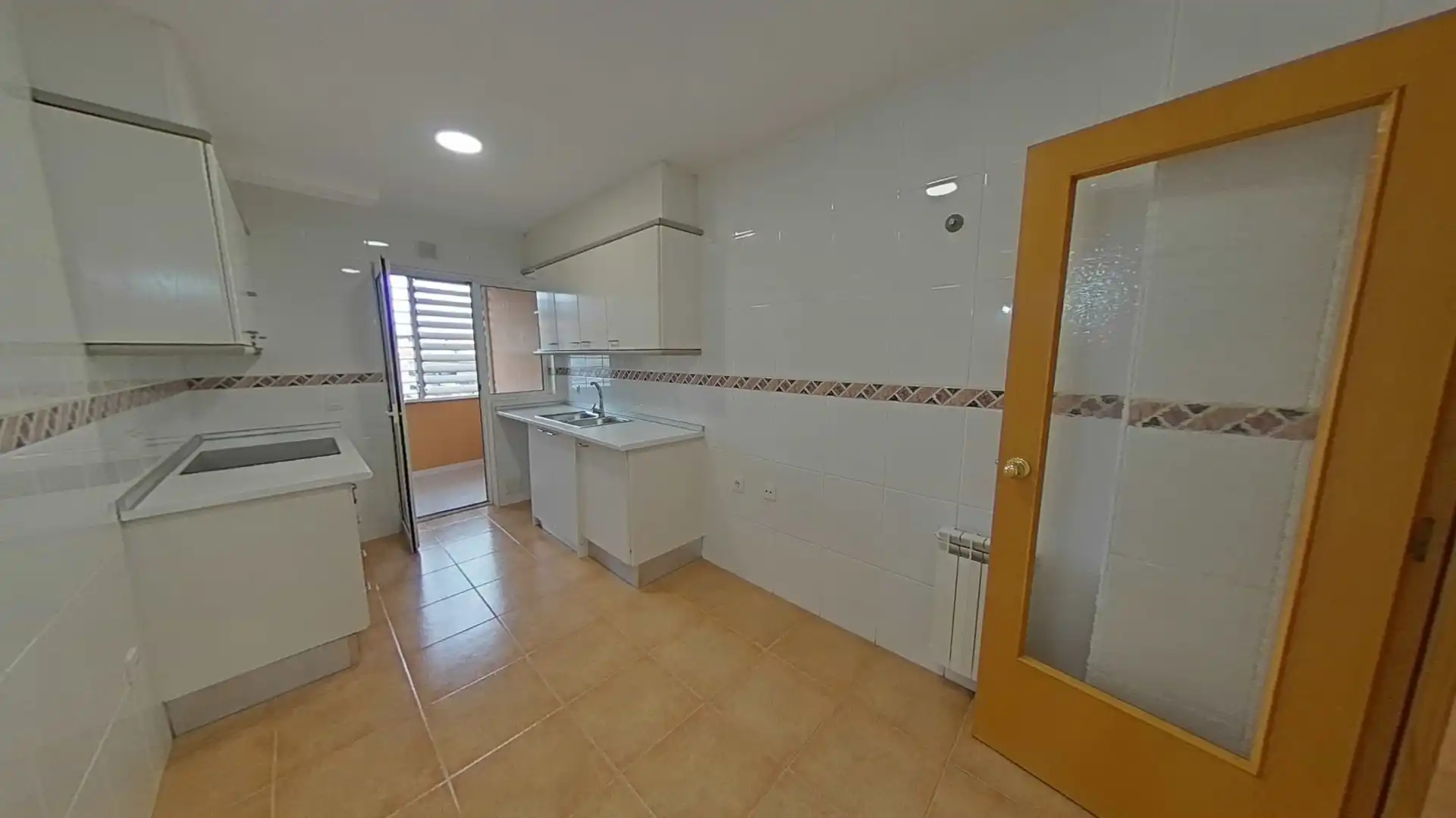 Cocina de Piso en venta en Girona con Calefacción y Parquet