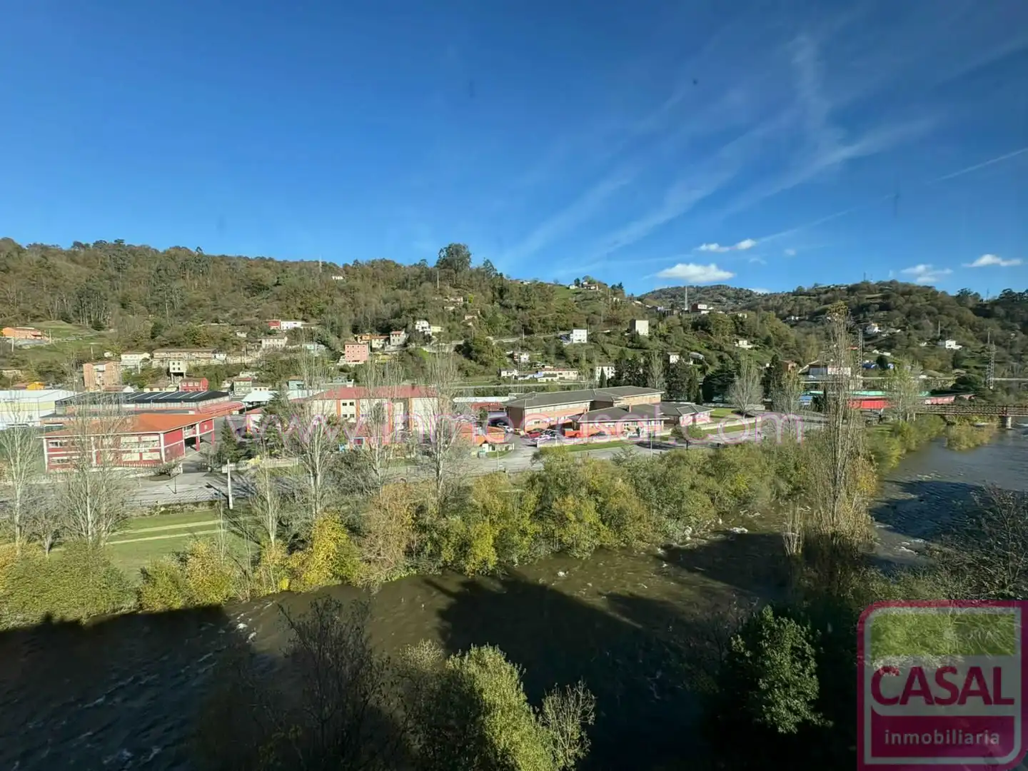 Vista exterior de Piso en venta en Langreo con Calefacción, Terraza y Trastero