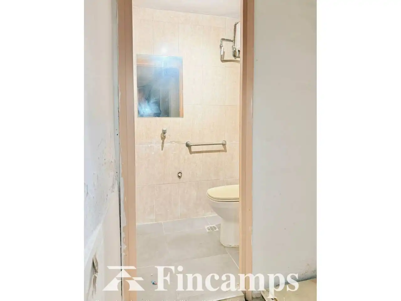 Bathroom of Commercial properties for rent in Sabadell  with Air Conditioner and Alarm
