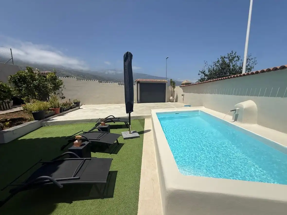 Piscina de Casa o xalet en venda en La Orotava amb Terrassa