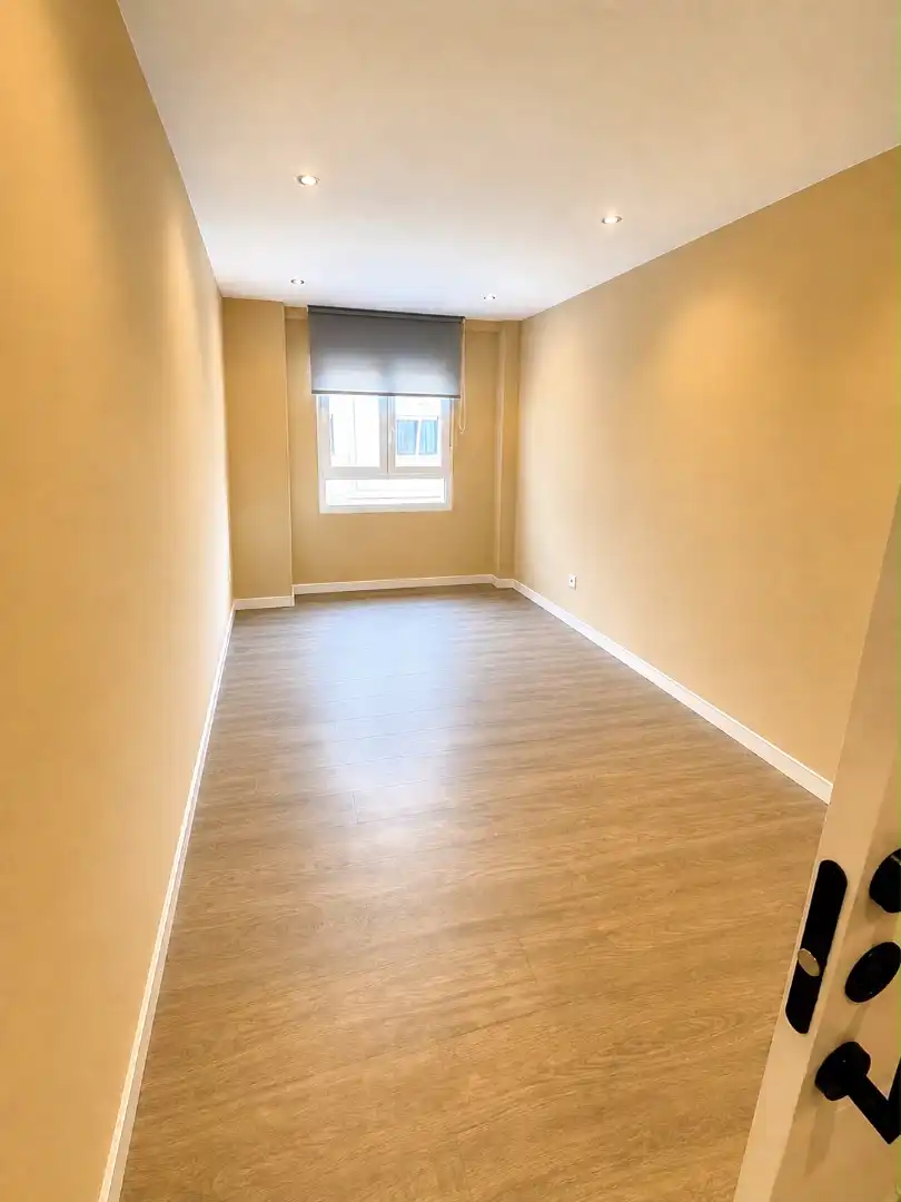 Piso con ascensor en venta en Fozaneldi - Tenderina - Ventanielles, imagen 5