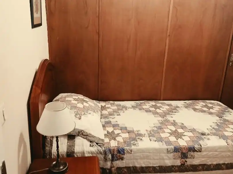 Habitación de Piso en venta en Oviedo  con Balcón