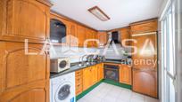 Kitchen of Flat for sale in  Sevilla Capital