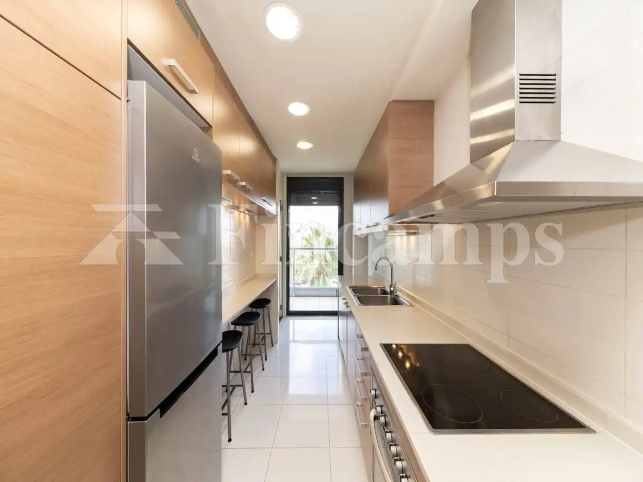Appartamento con terrazza in vendita a Calle Covadonga