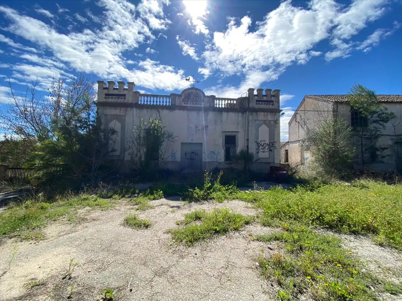 Außenansicht von Gebäude zum Verkauf in Ontinyent
