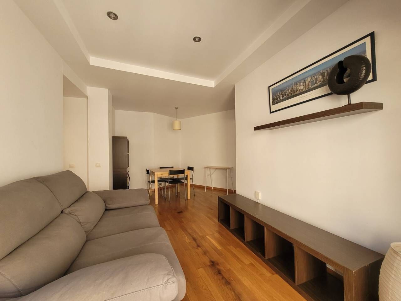 Sala de estar de Piso en venta en Vic con Calefacción, Amueblado y Balcón