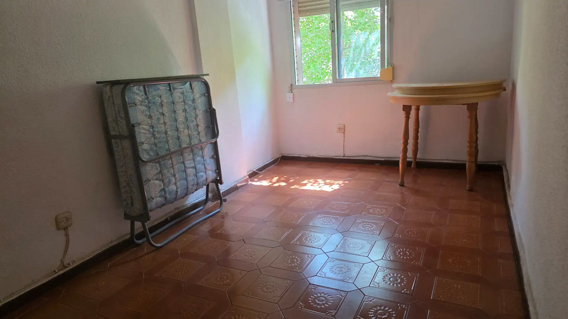 Dormitori de Pis en venda en Aranjuez amb Terrassa, Traster i Moblat