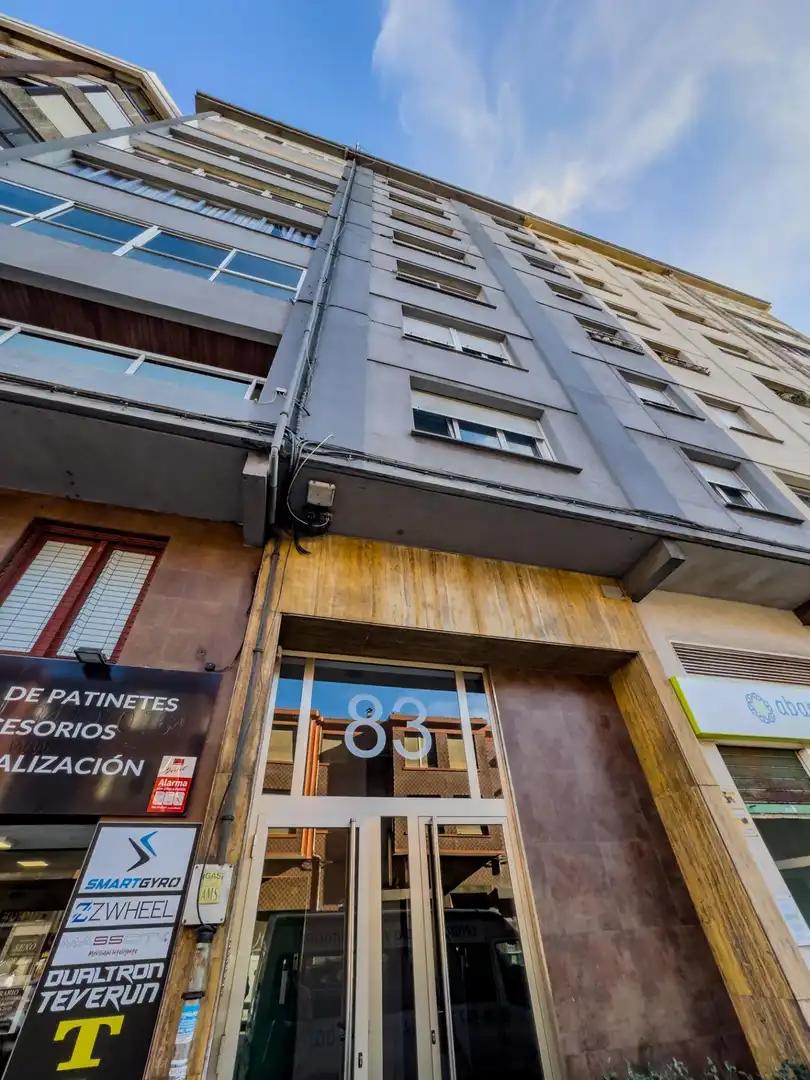 Vista exterior de Pis en venda en Santander amb Calefacció, Terrassa i Moblat
