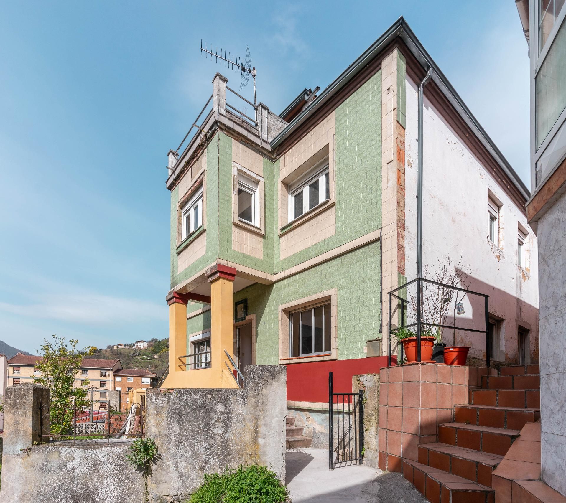 Piso en venta en Avenida de la Constitución, 114