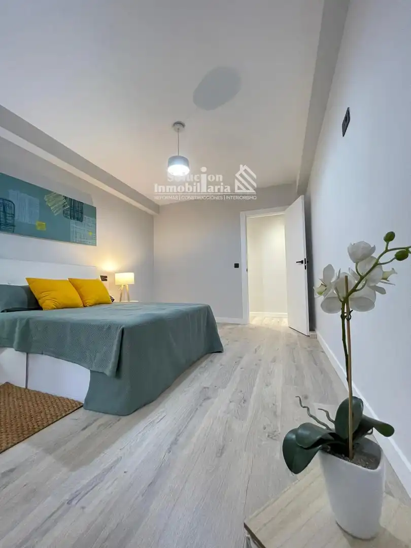 Bedroom of Flat for sale in San Bernardo - Carmelitas - Campus