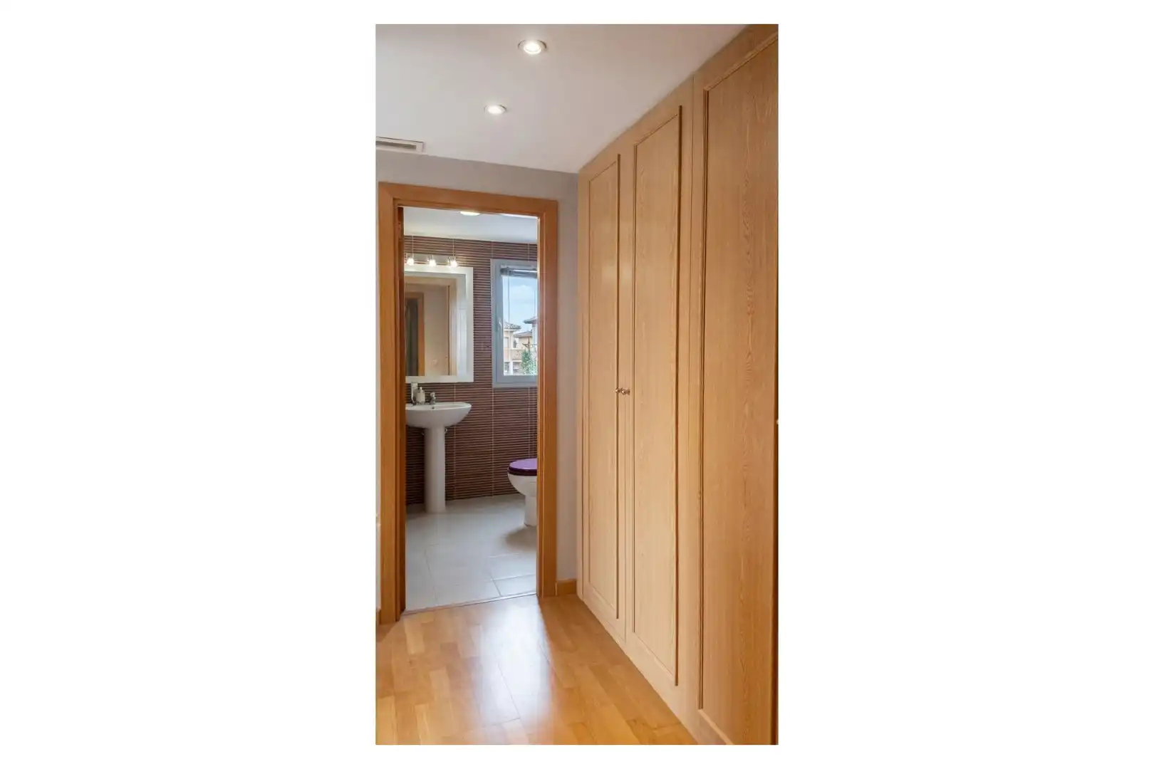 Bathroom of Flat for sale in Alicante / Alacant  with Air Conditioner, Heating and Private garden