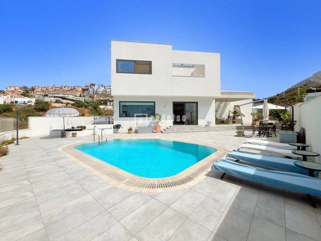 Casa-chalet en Venta en Jengibre en Cerrado de Calderón - Hacienda Paredes