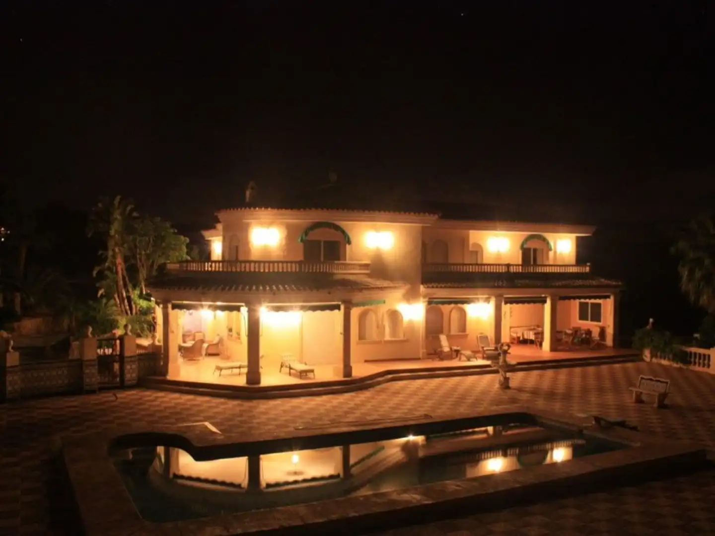 Chalet con piscina en venta en Pueblo - Urbanizaciones, imagen 2