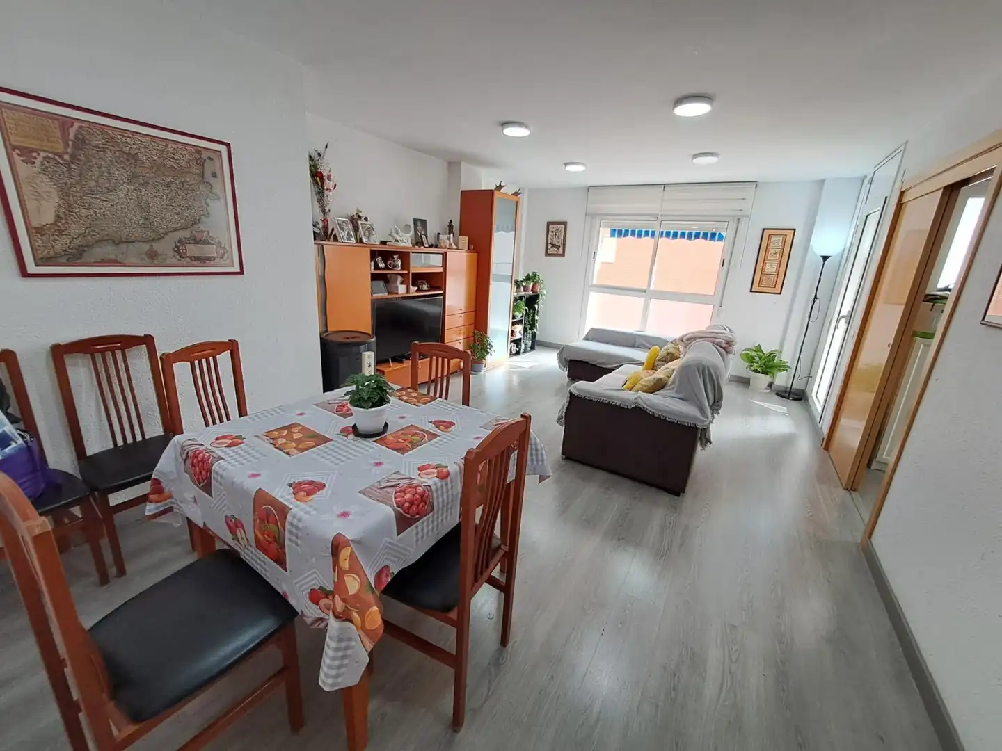 Wohnzimmer von Wohnung zum Verkauf in  Barcelona Capital mit Parkett
