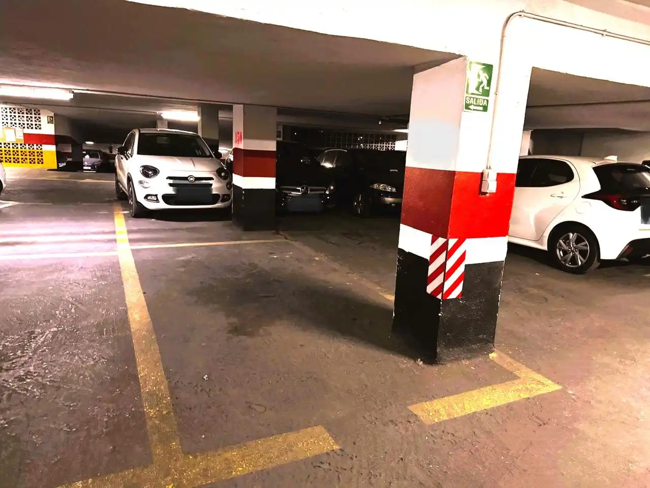 Parking for sale in Carrer D'Alberic, imagen 3