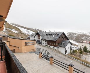 Vista exterior de Pis en venda en Sierra Nevada amb Calefacció i Balcó