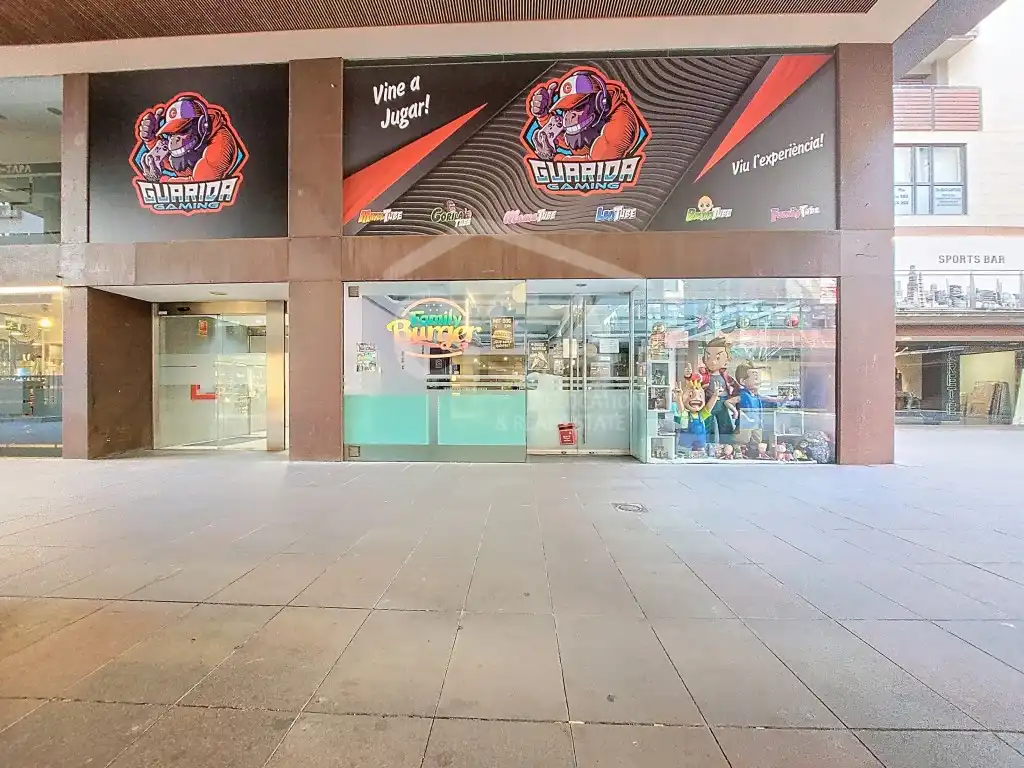 Locale commerciale in affitto a Carrer Isabelle Sandy, 2-4 2-4, imagen 24