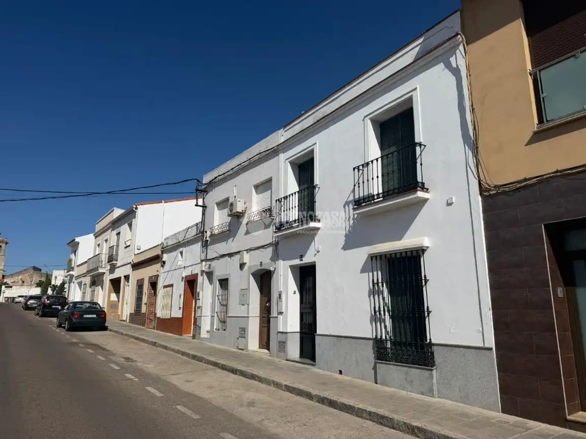 Exterior view of Detached homes for sale in Montijo