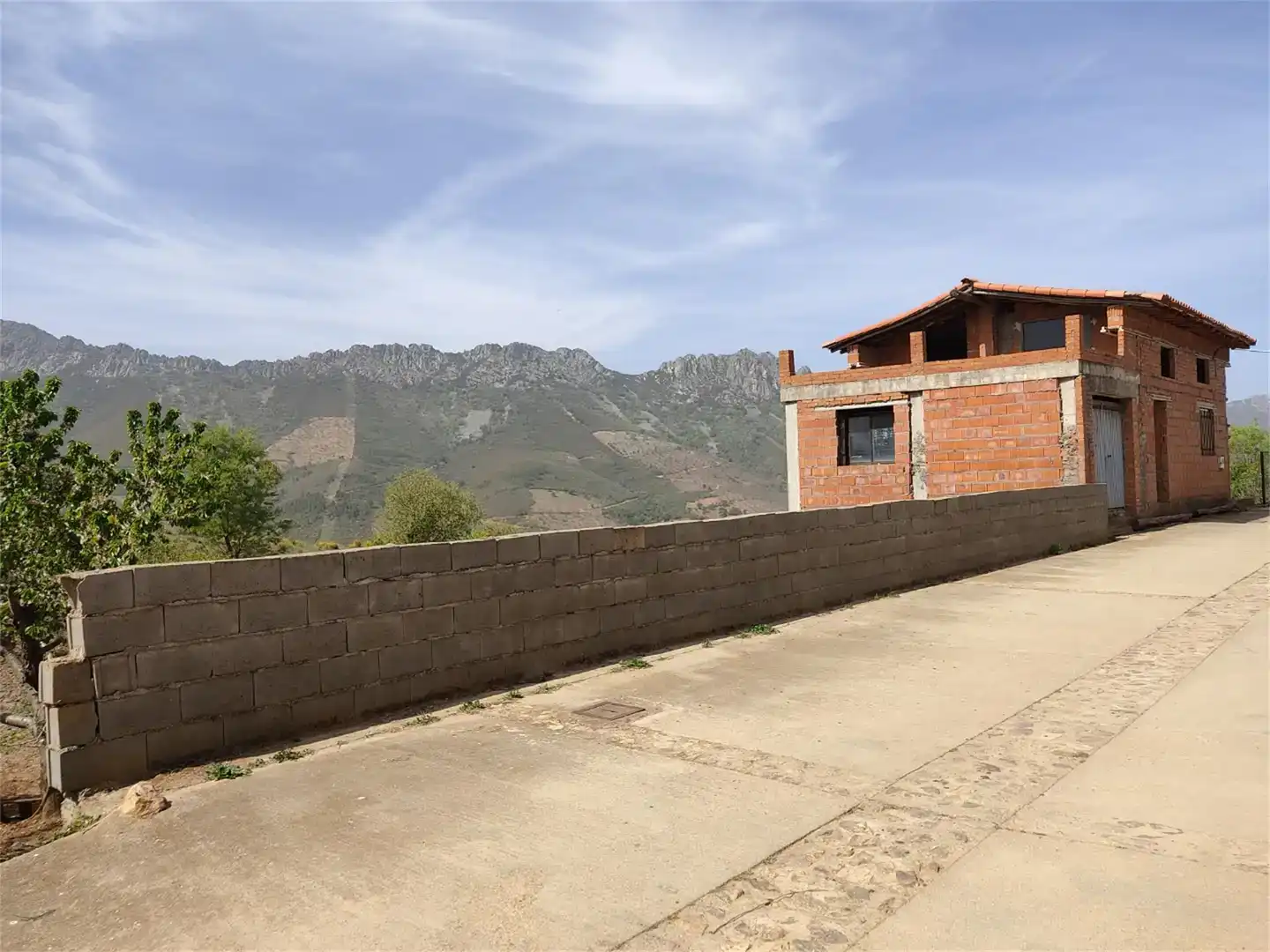 Vista exterior de Piso en venta en Navalvillar de Ibor con Jardín privado