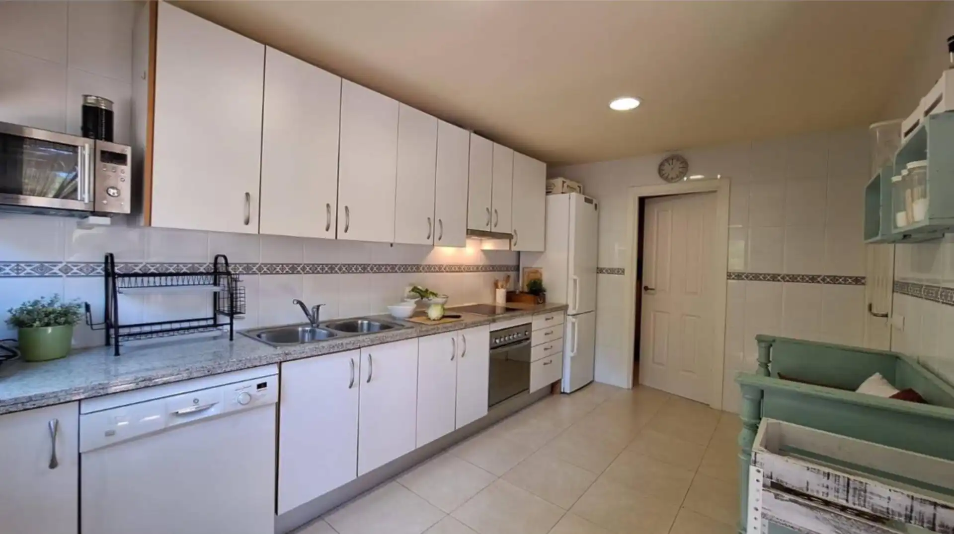 Cocina de Dúplex de alquiler en Begur con Aire acondicionado, Calefacción y Terraza