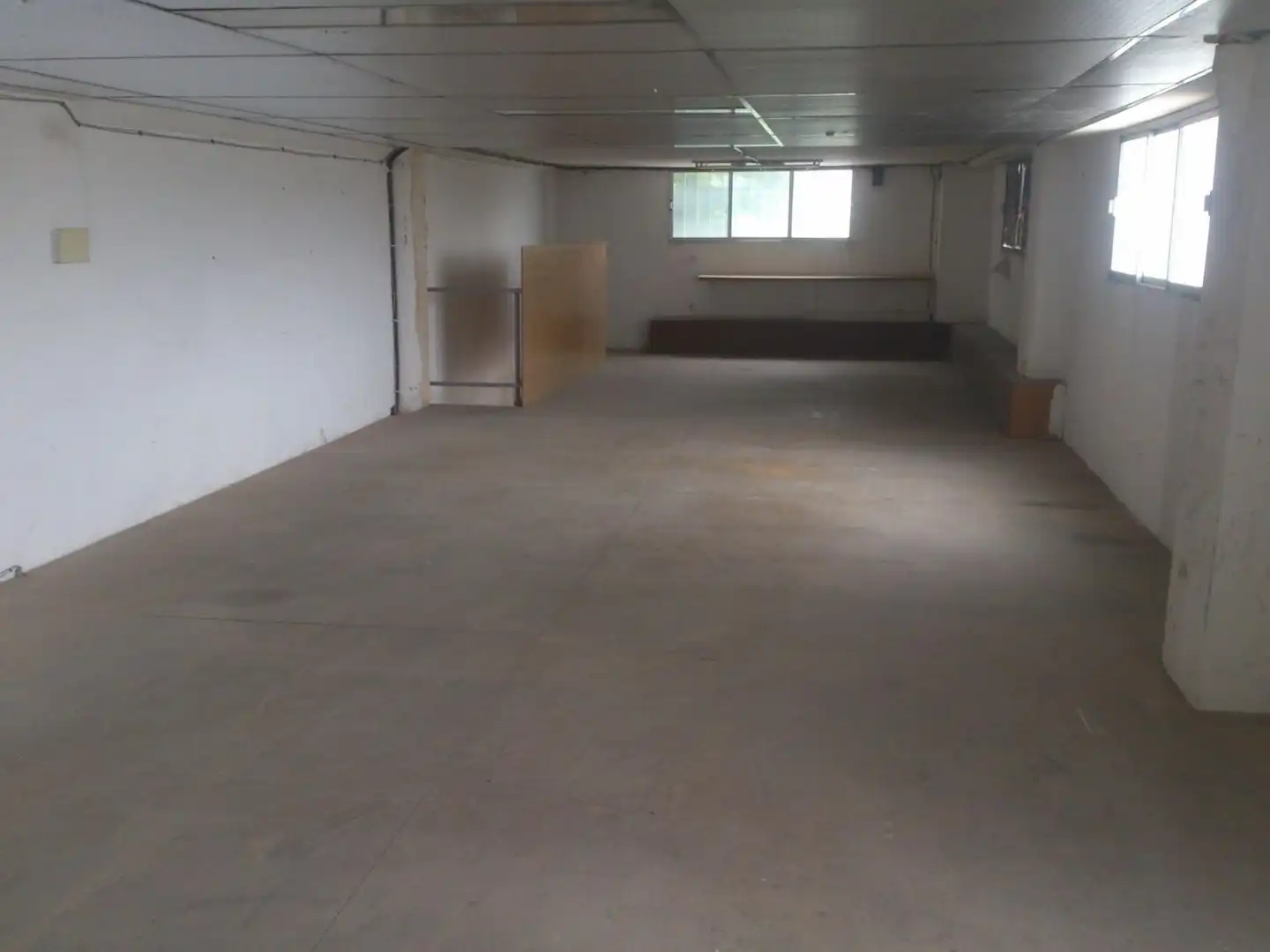 Geschaftsraum zur Miete in Huesca