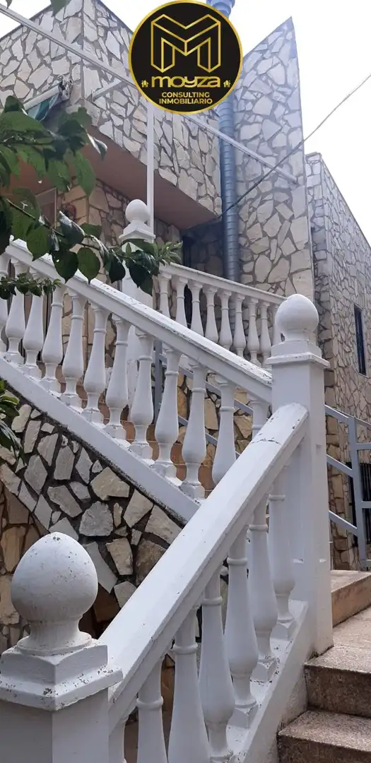 Casa amb terrassa en venda a Linarejos, imagen 9