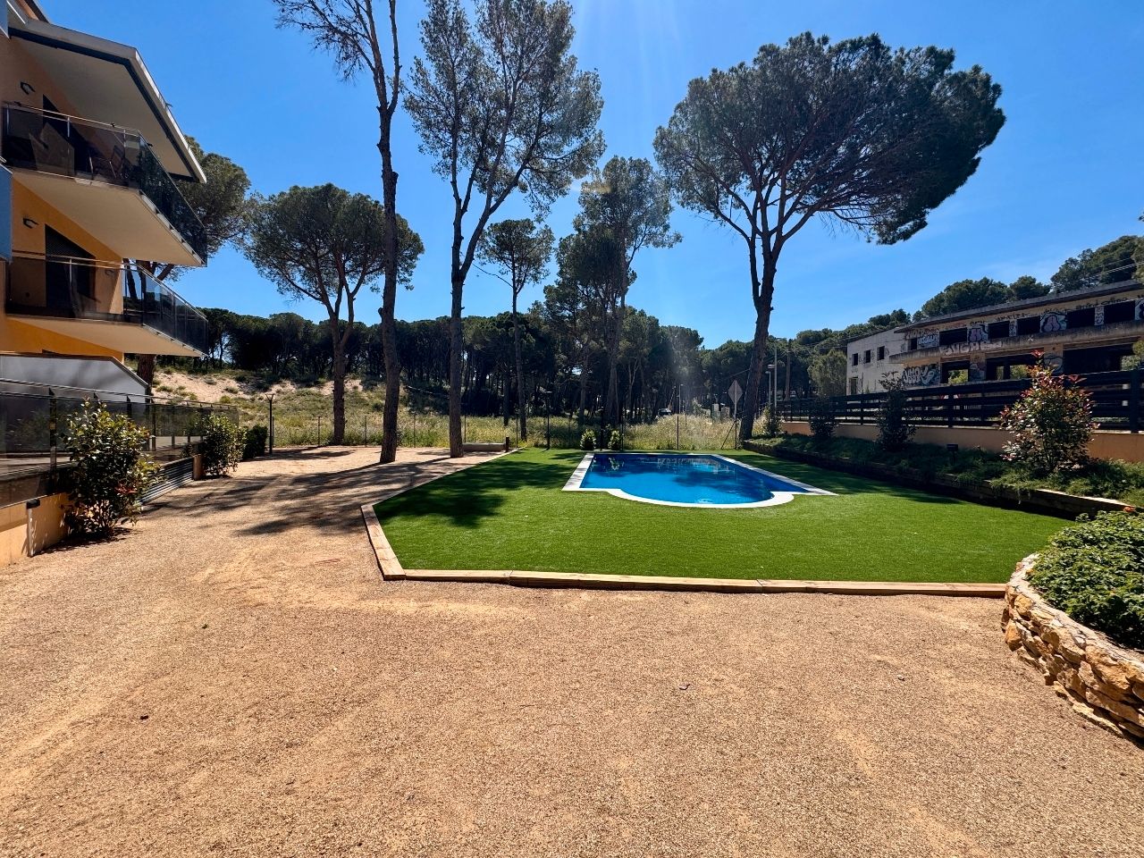 Swimming pool of Flat for sale in Pals  with Air Conditioner, Heating and Parquet flooring