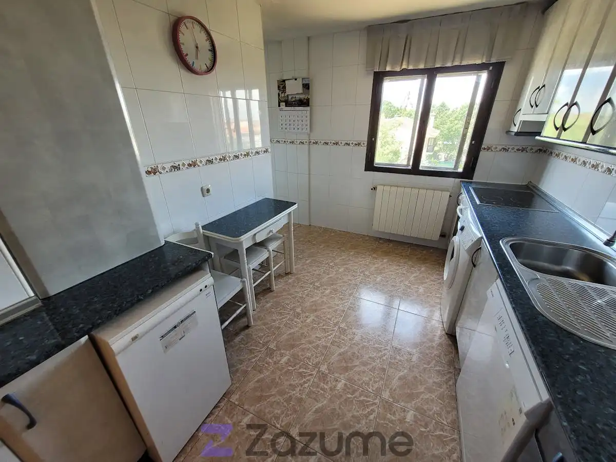 Küche von Wohnung zur Miete in San Cristóbal de Segovia mit Heizung, Möbliert und Ofen