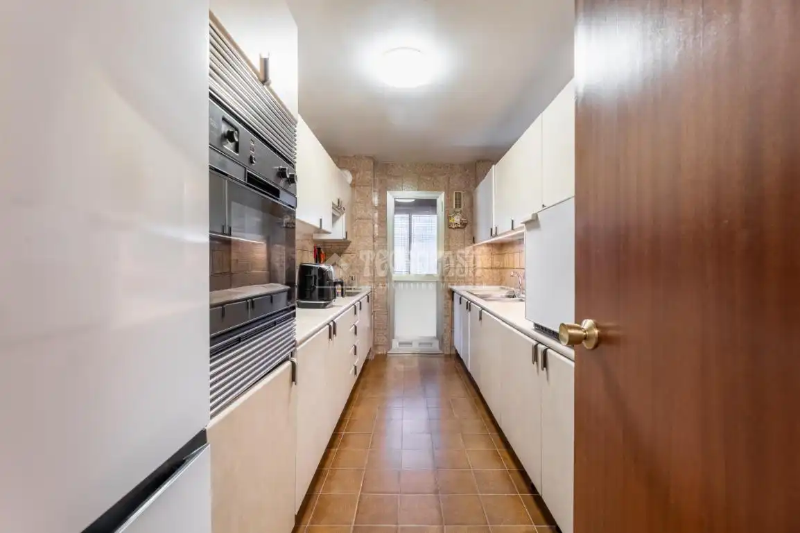 Cocina de Piso en venta en Las Rozas de Madrid con Calefacción, Terraza y Trastero