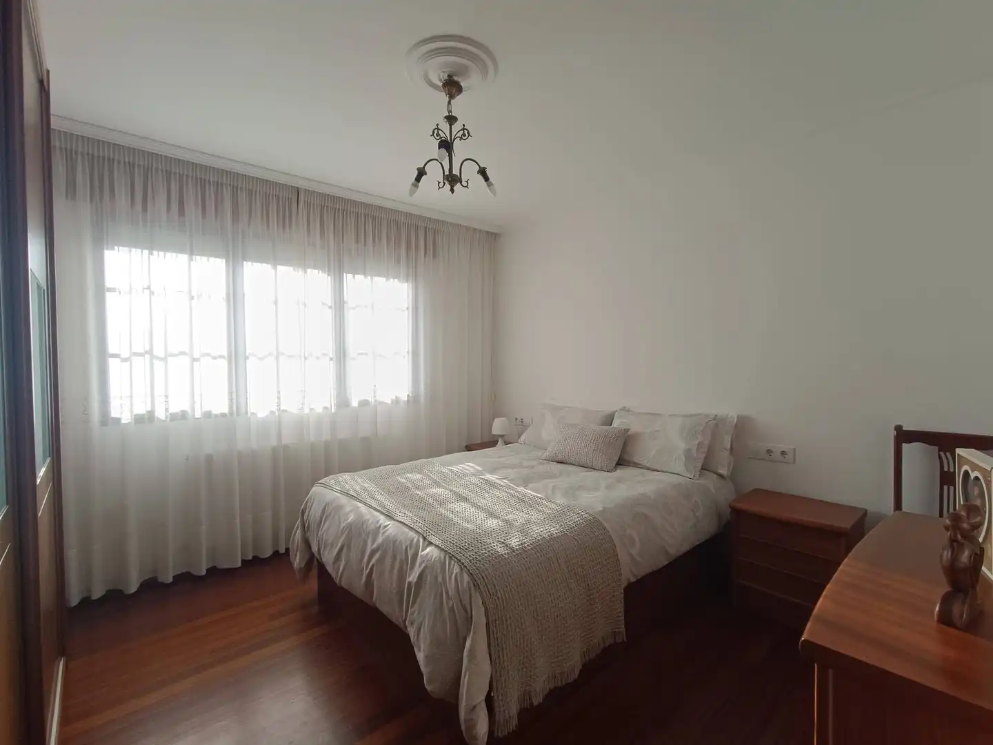 Schlafzimmer von Wohnung zum Verkauf in Touro mit Privatgarten, Terrasse und Abstellraum