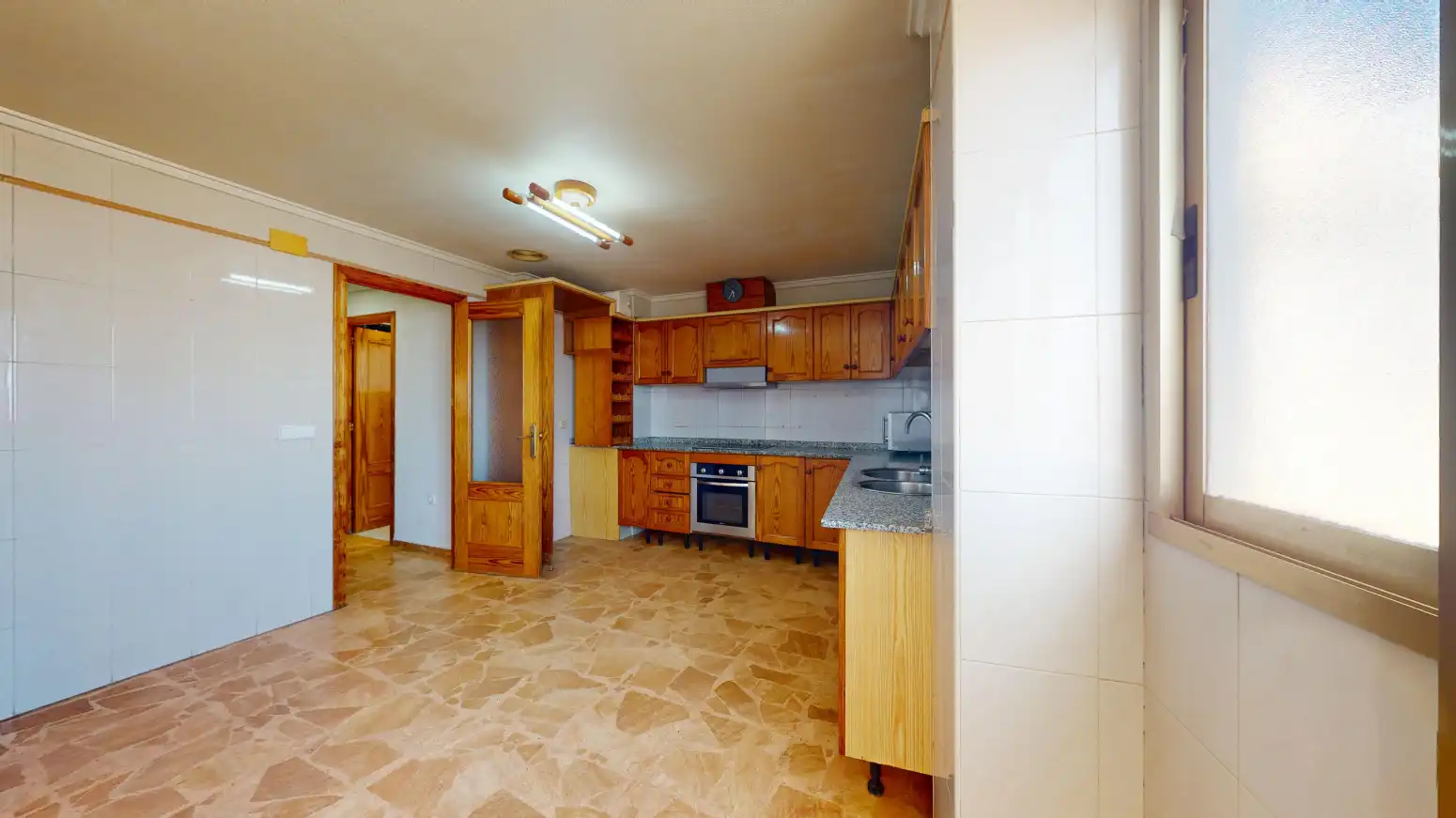 Cocina de Piso en venta en Crevillent con Balcón