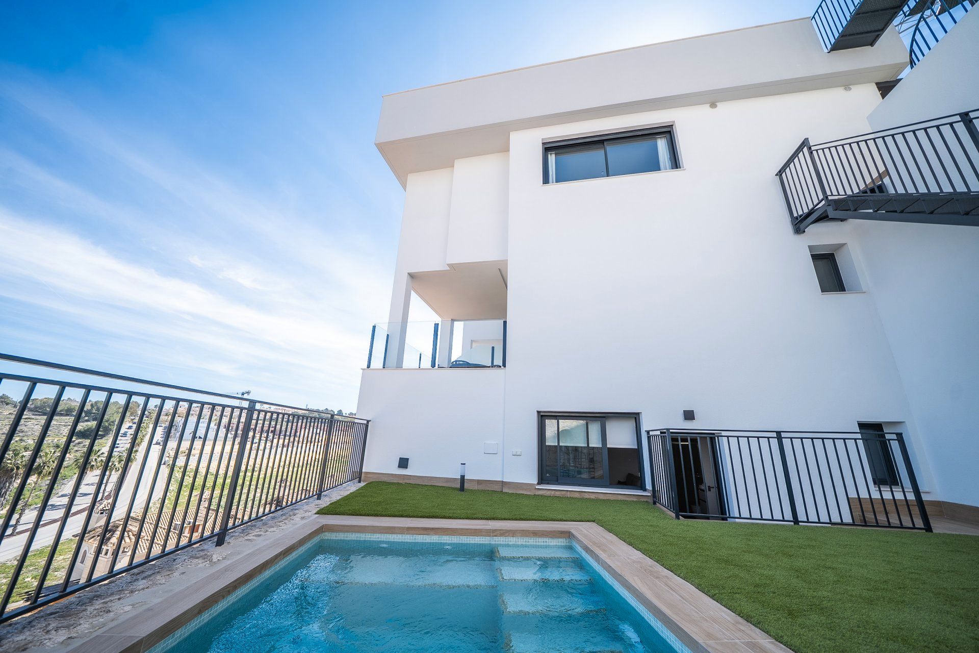 Piscina de Casa o xalet en venda en Algorfa amb Aire condicionat, Jardí privat i Terrassa