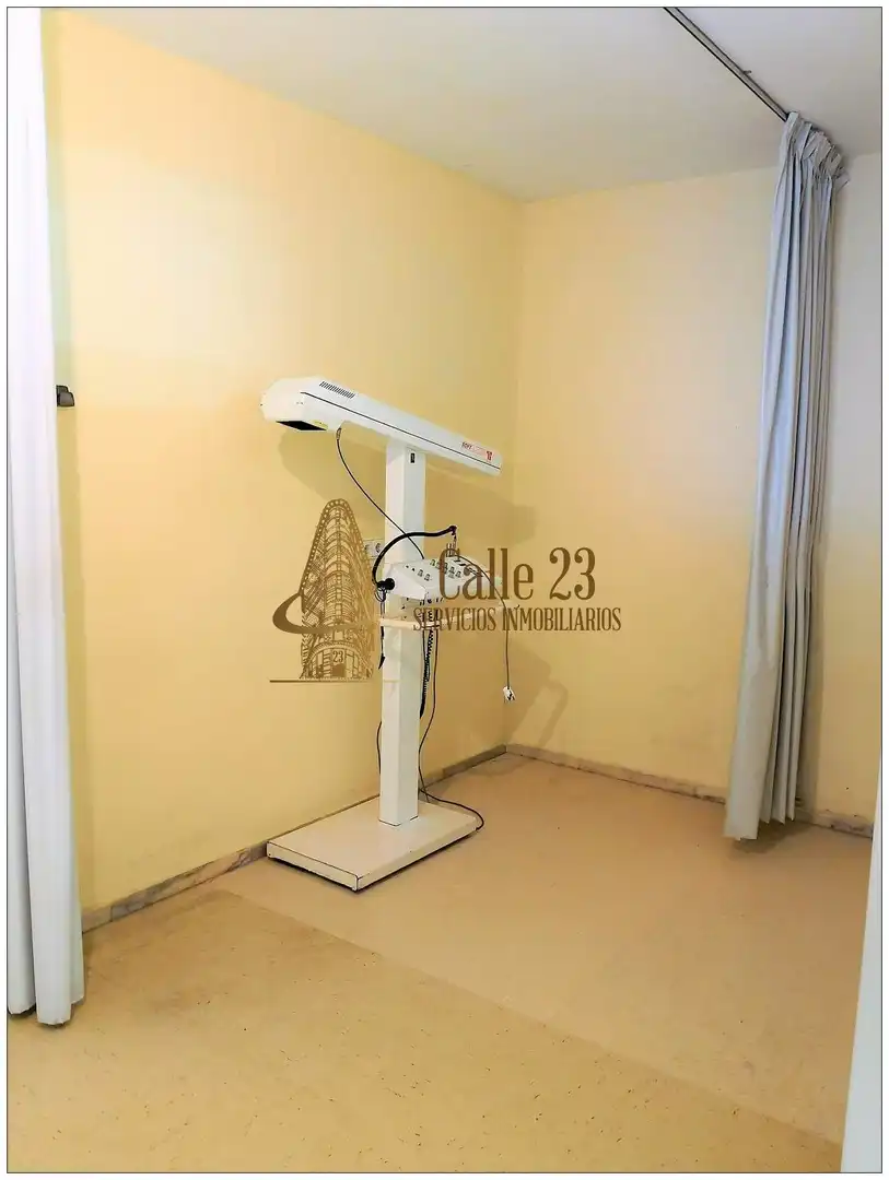 Habitación de Edificio en venta en Huelva