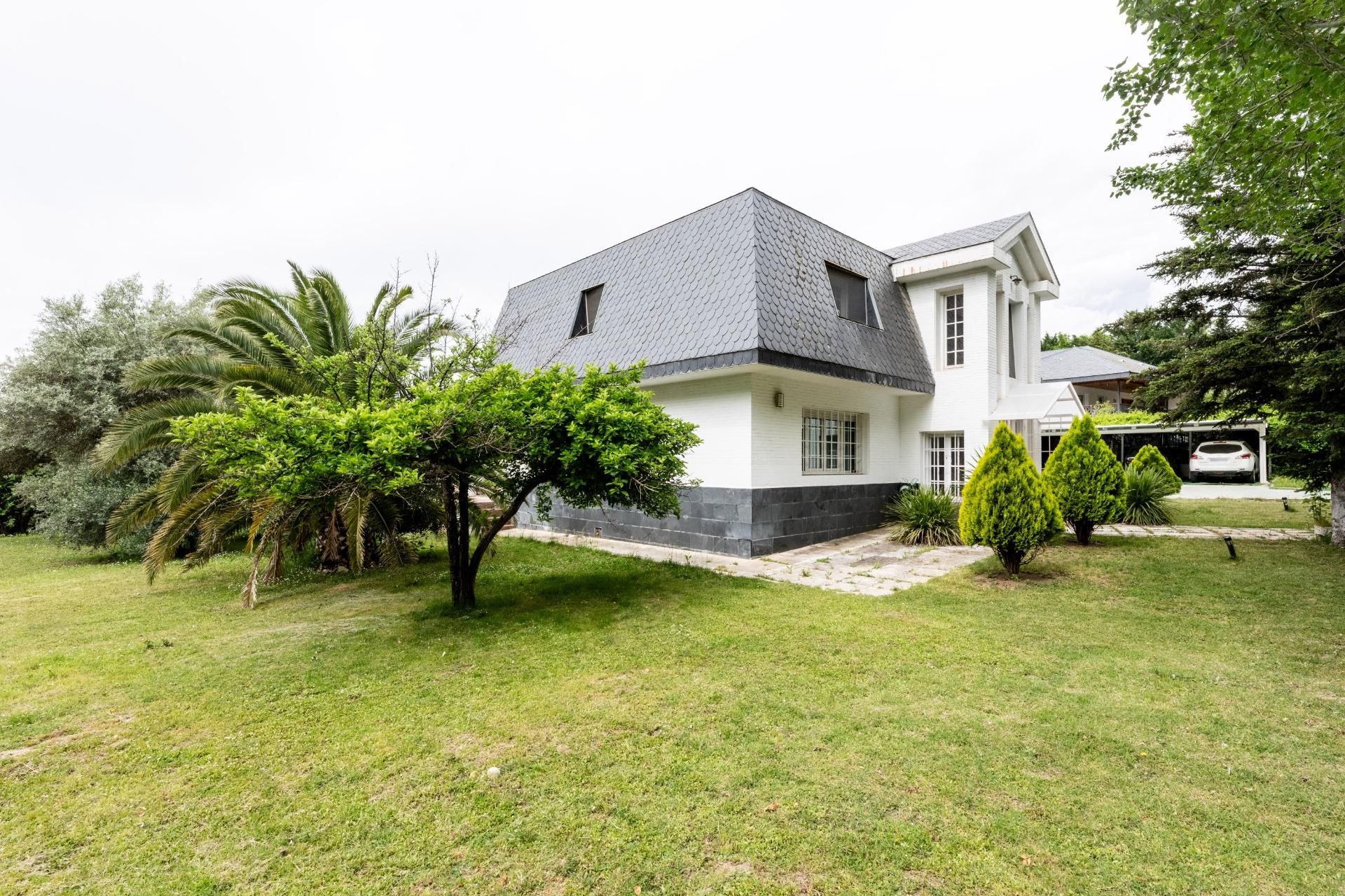 Exterior view of House or chalet for sale in Fuente del Fresno  with Air Conditioner, Heating and Private garden