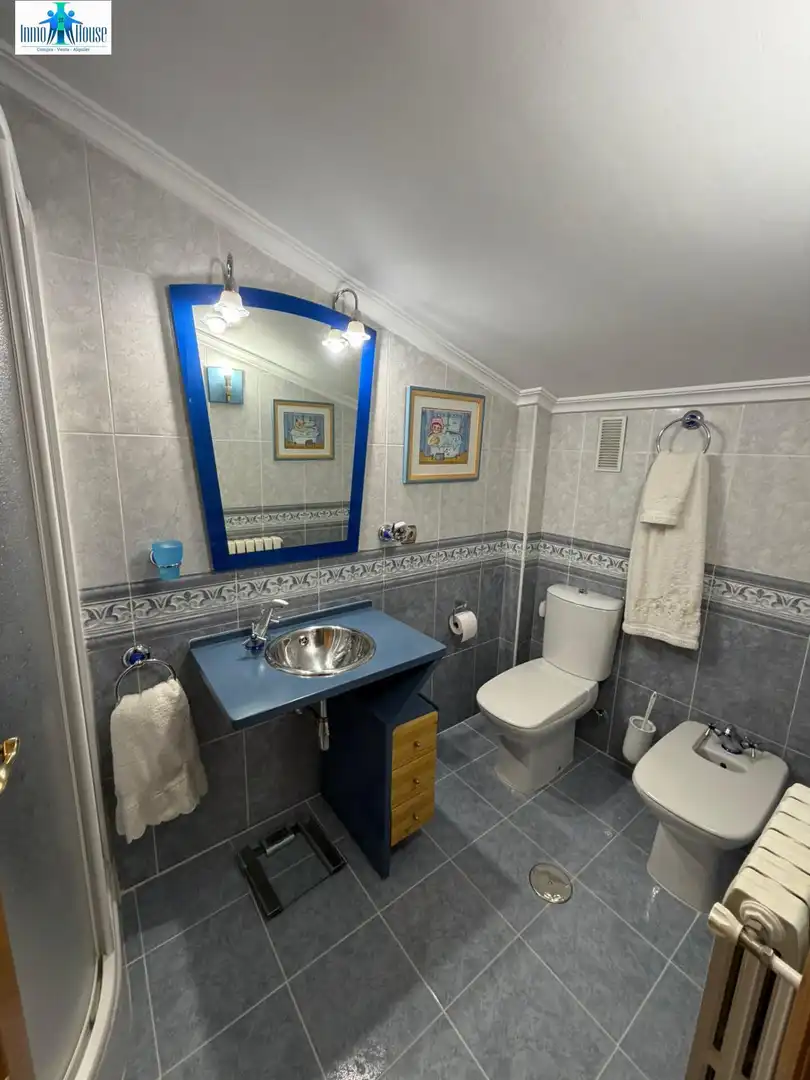Bathroom of Detached homes for sale in Albacete  with Air Conditioner, Heating and Private garden