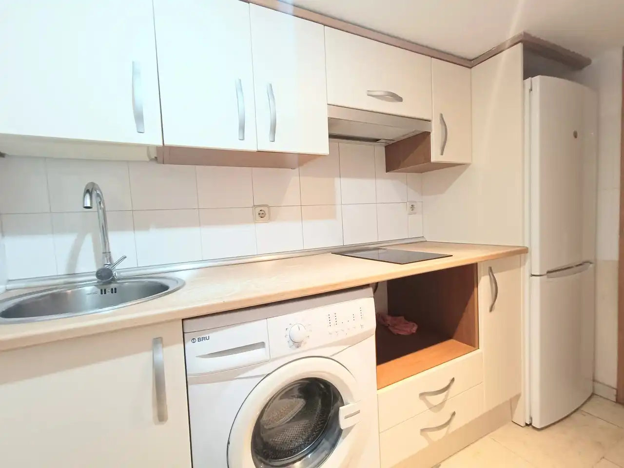 Flat for rent in ROSA MENENDEZ, Berruguete