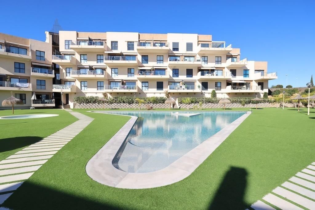 Piscina de Apartamento en venta en Orihuela con Terraza y Trastero