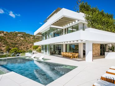 Chalet con piscina en venta en La Quinta