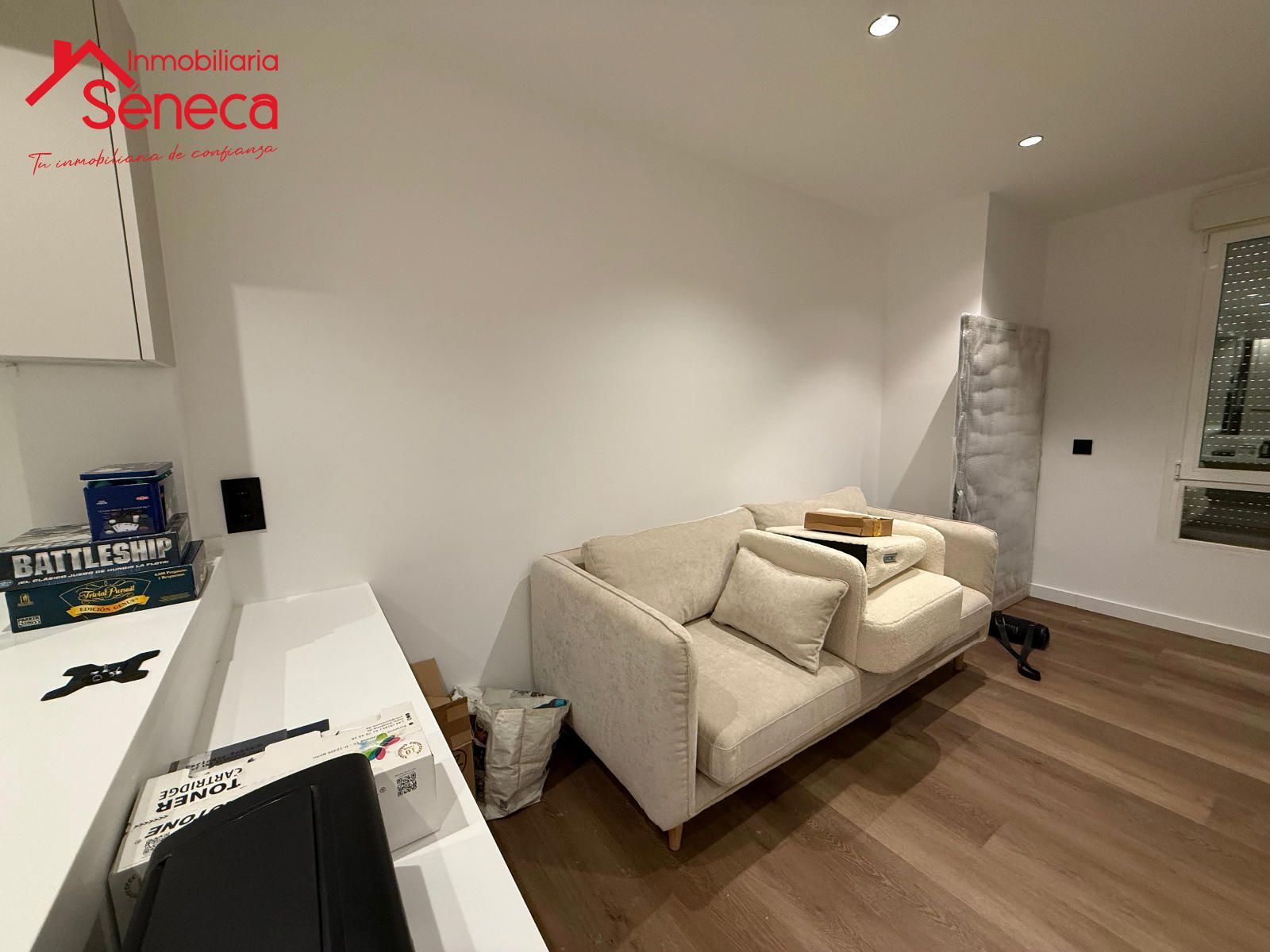 Flat for rent in GONGORA, Zona Centro