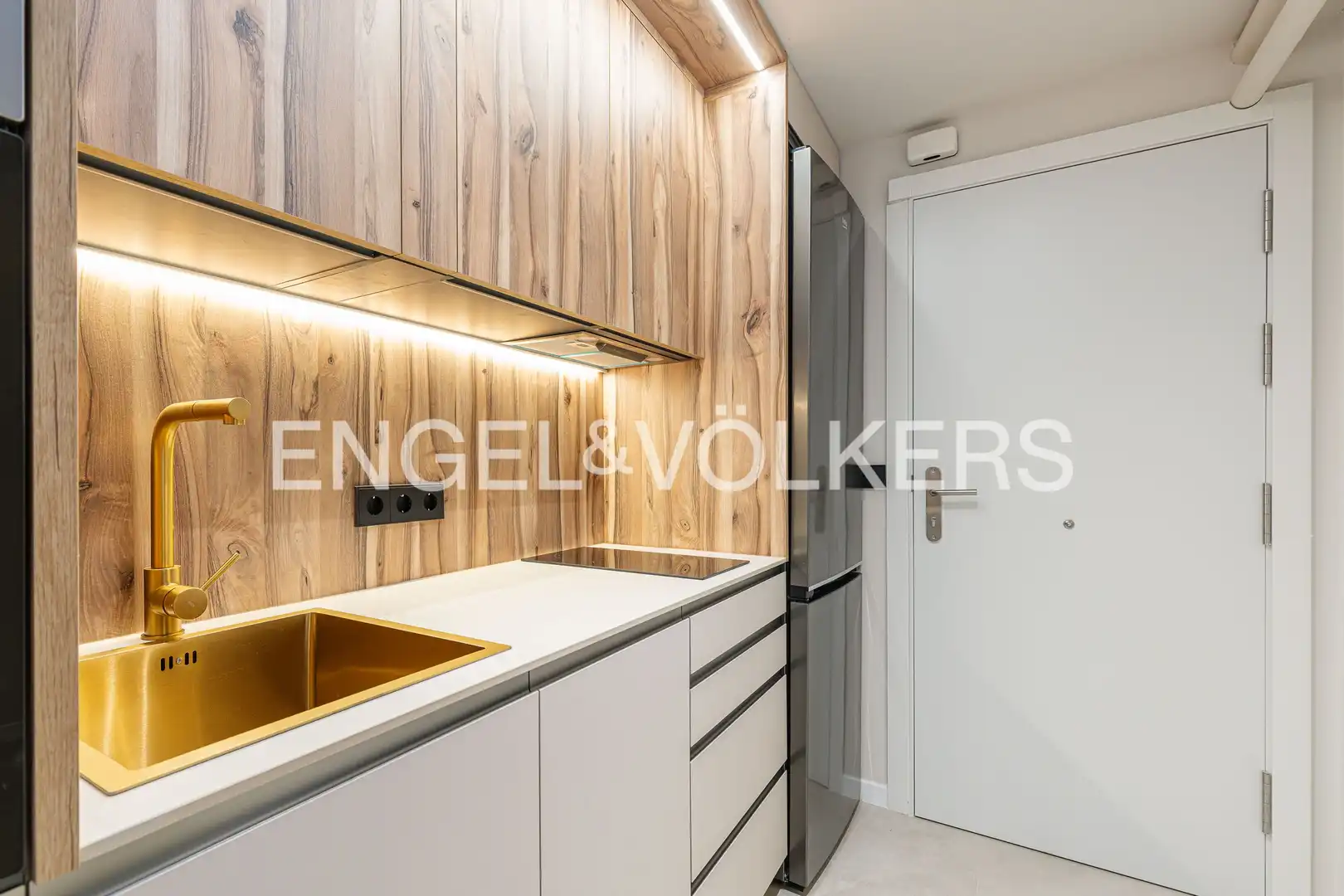 Apartament de lloguer a Calle de San Aquilino, Almenara -Ventilla