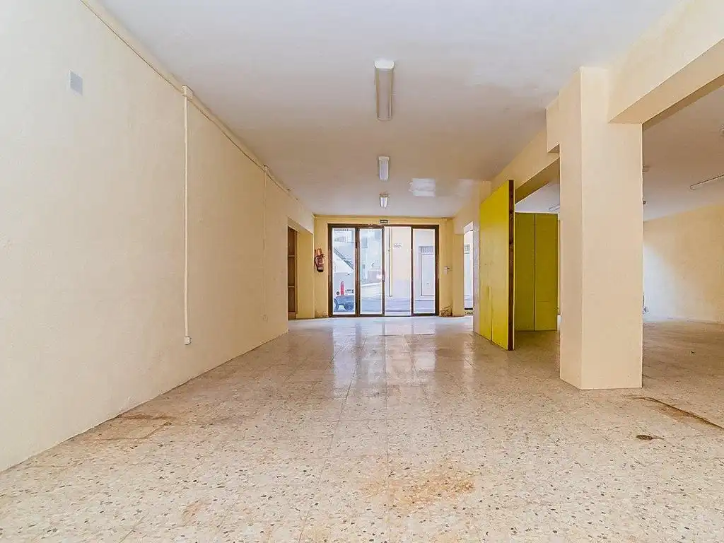 Gewerbefläche zum Verkauf in Carrer Pau Casals 17, imagen 9