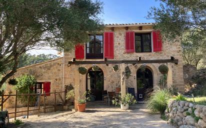 Vista exterior de Finca rústica en venda en Andratx amb Jardí privat, Terrassa i Traster