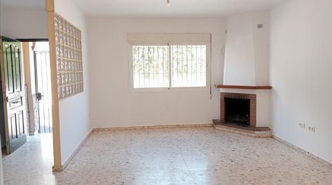 Foto 2 de Casa adosada en venta en Jose Hernandez, Fuente Alegre - El Chaparral - Los Morales, Málaga Capital