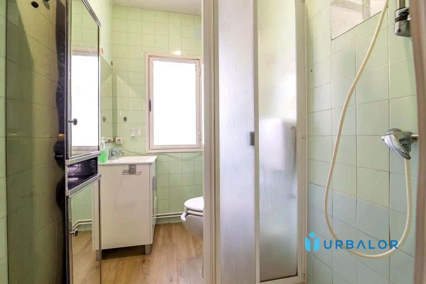 Baño de Piso en venta en Alcorcón con Calefacción, Parquet y Terraza