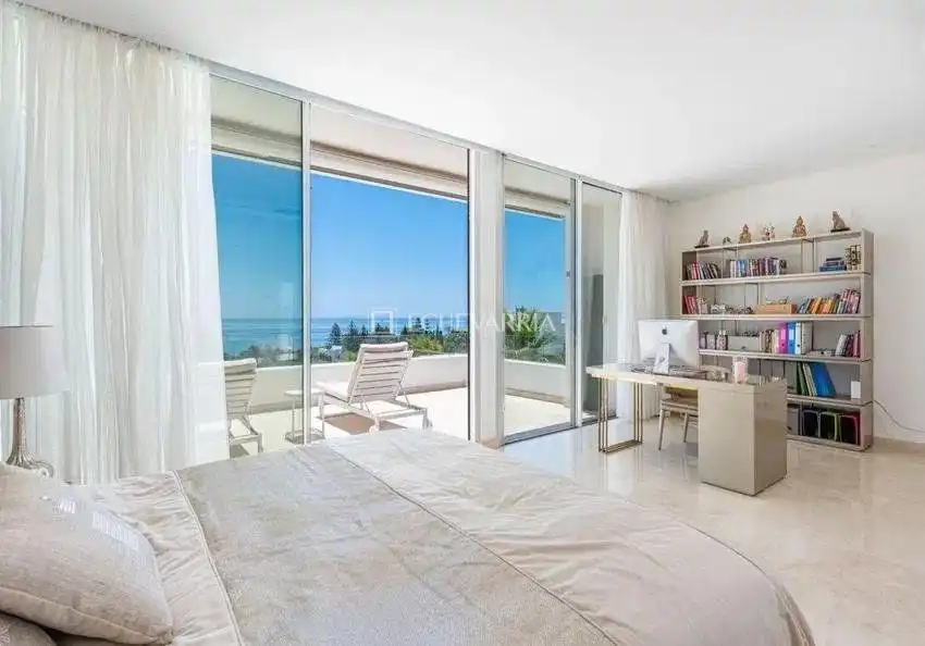 Habitación de Casa o chalet en venta en Marbella con Jardín privado, Terraza y Trastero