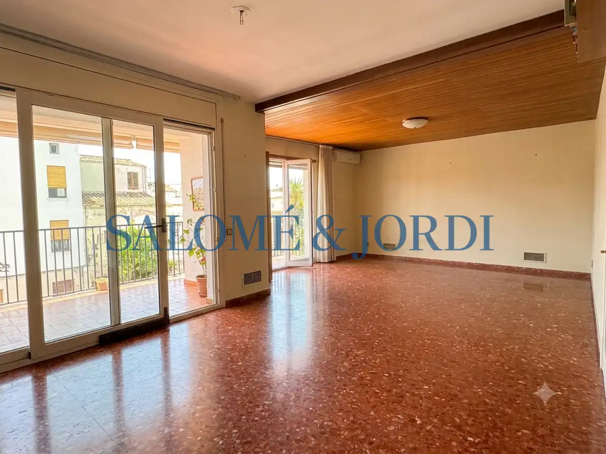 Sala de estar de Piso en venta en Vilassar de Mar con Aire acondicionado, Terraza y Amueblado
