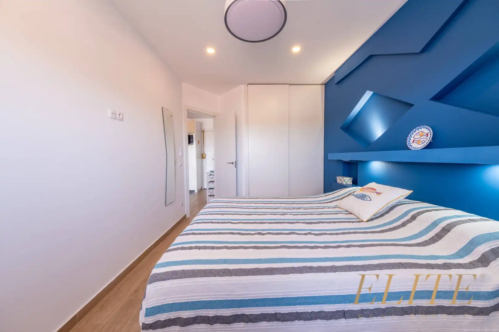 Dormitori de Apartament en venda en San Bartolomé de Tirajana amb Aire condicionat, Jardí privat i Moblat